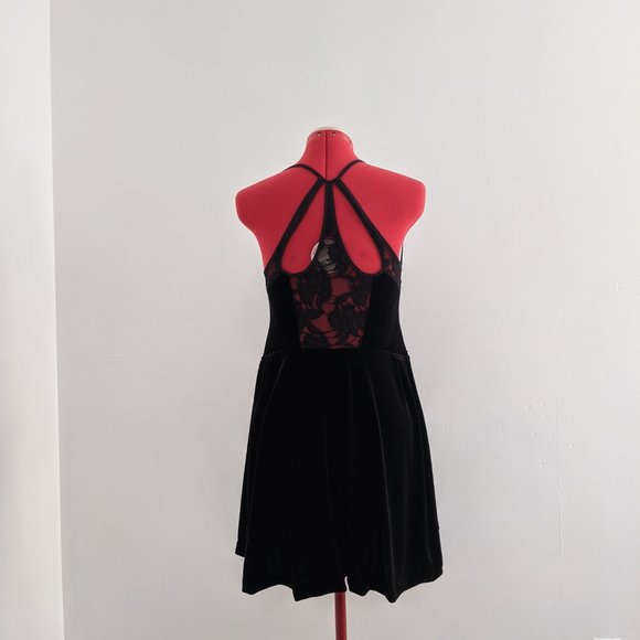 Velvet and Lace Black Nightshade Mini Dress SP - Picture 9 of 16